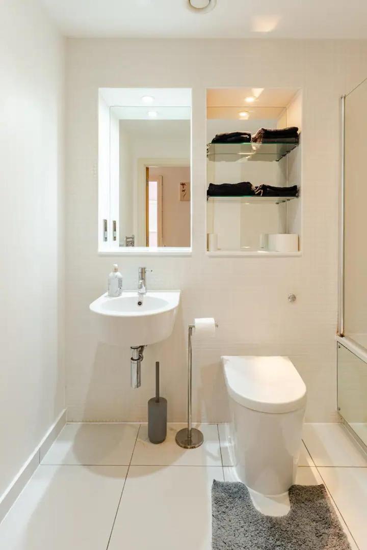 Brand New Flat In Central London With Car Park ภายนอก รูปภาพ
